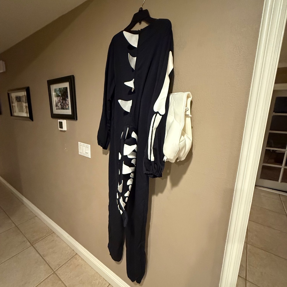 Dino Skeleton Glow-in-Dark Adult Costume (no Head)- PB - Picture 10 of 10